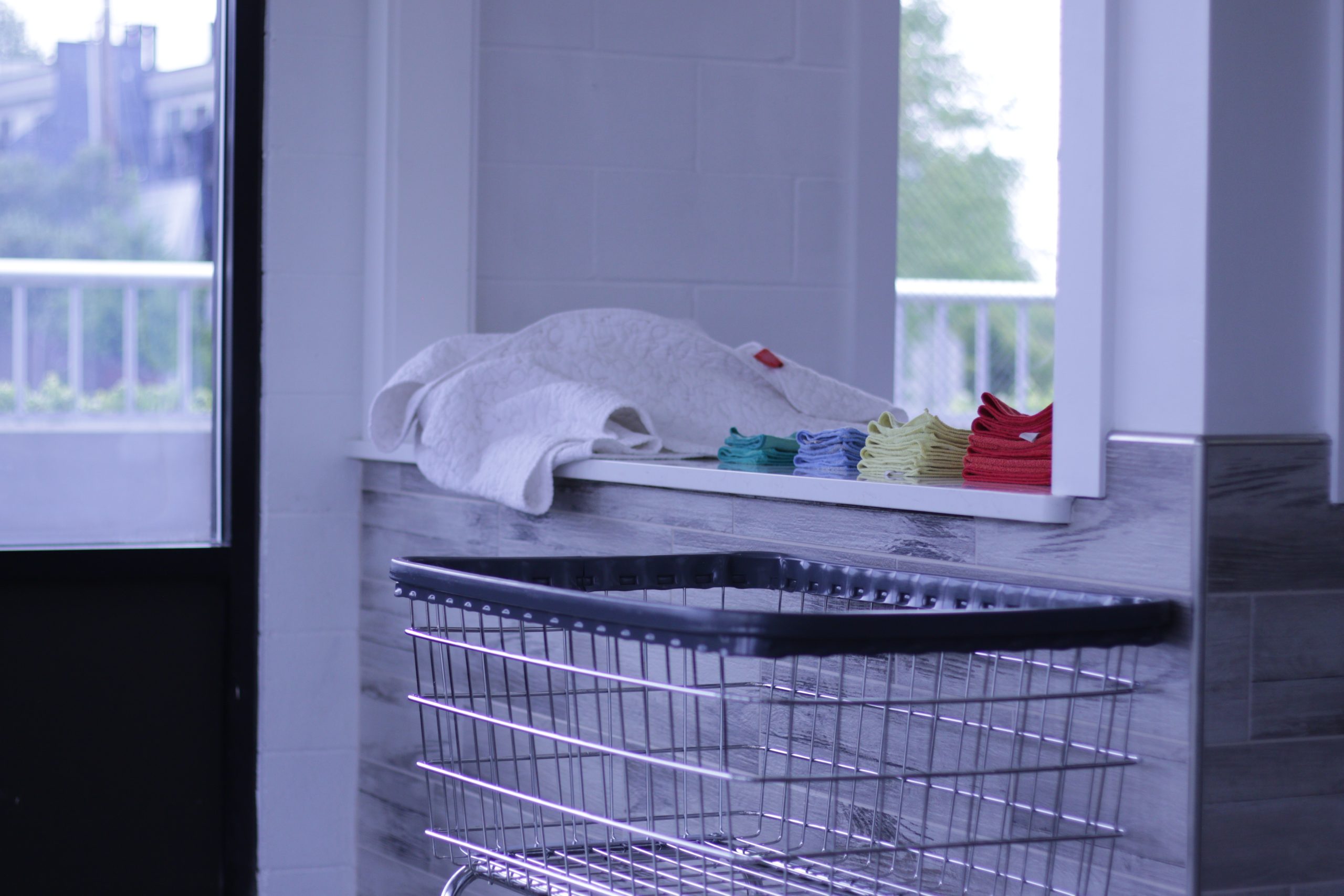 Commercial Laundry Service in Lakeland North, WA